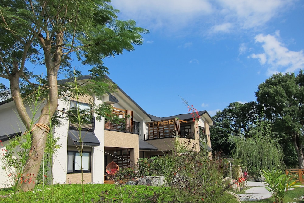 Green Willow House