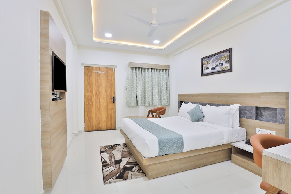 Hotel SR Radhey
