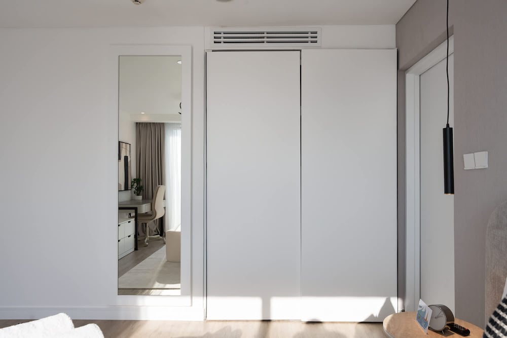 Grand Stay in This 1 Bedroom Flat That Sleeps 4