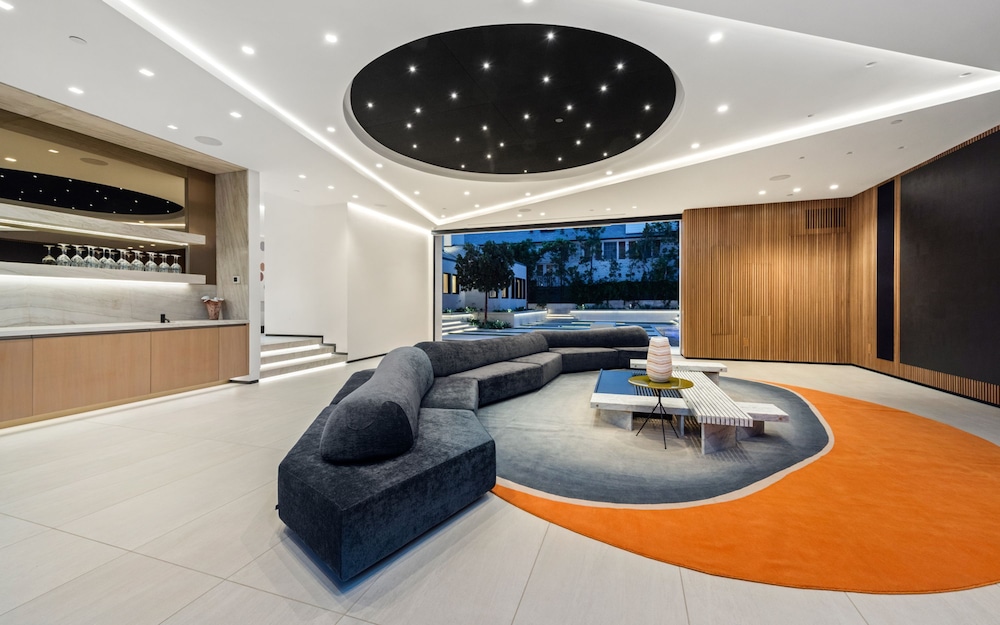 Ultimate Malibu Villa - Property Image 12