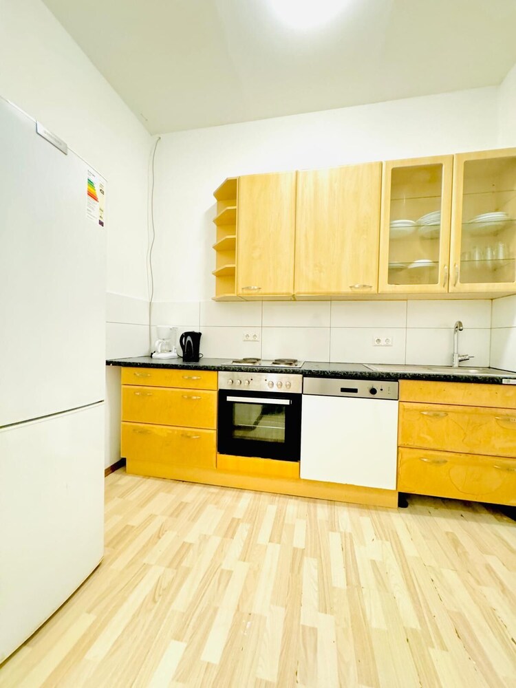 4BR Stay for 8 Near FAC Stadium