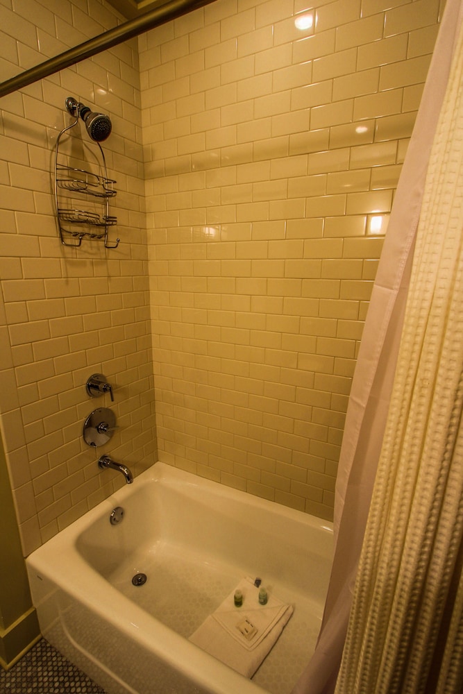 Rosemary Beach Rentals by Counts-Oakes