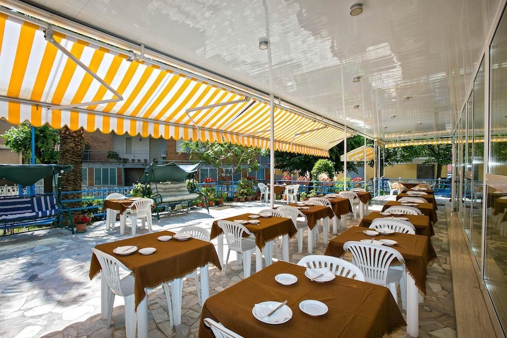 Hotel Antares