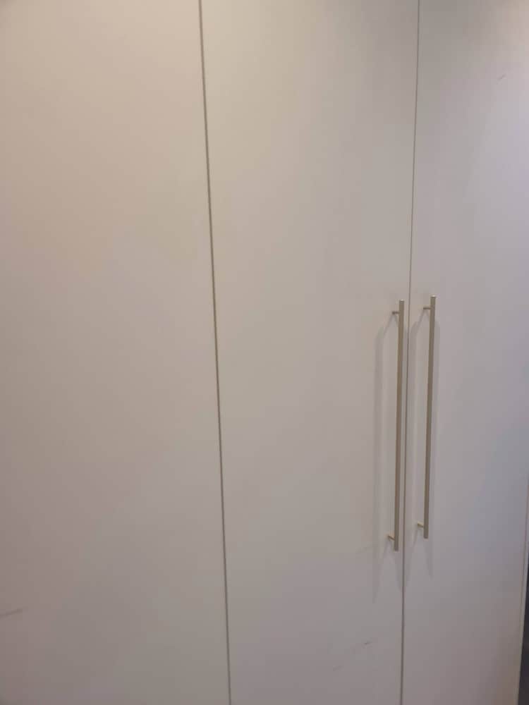 2 Beds Flat Centrally Located 2 Mins From Station