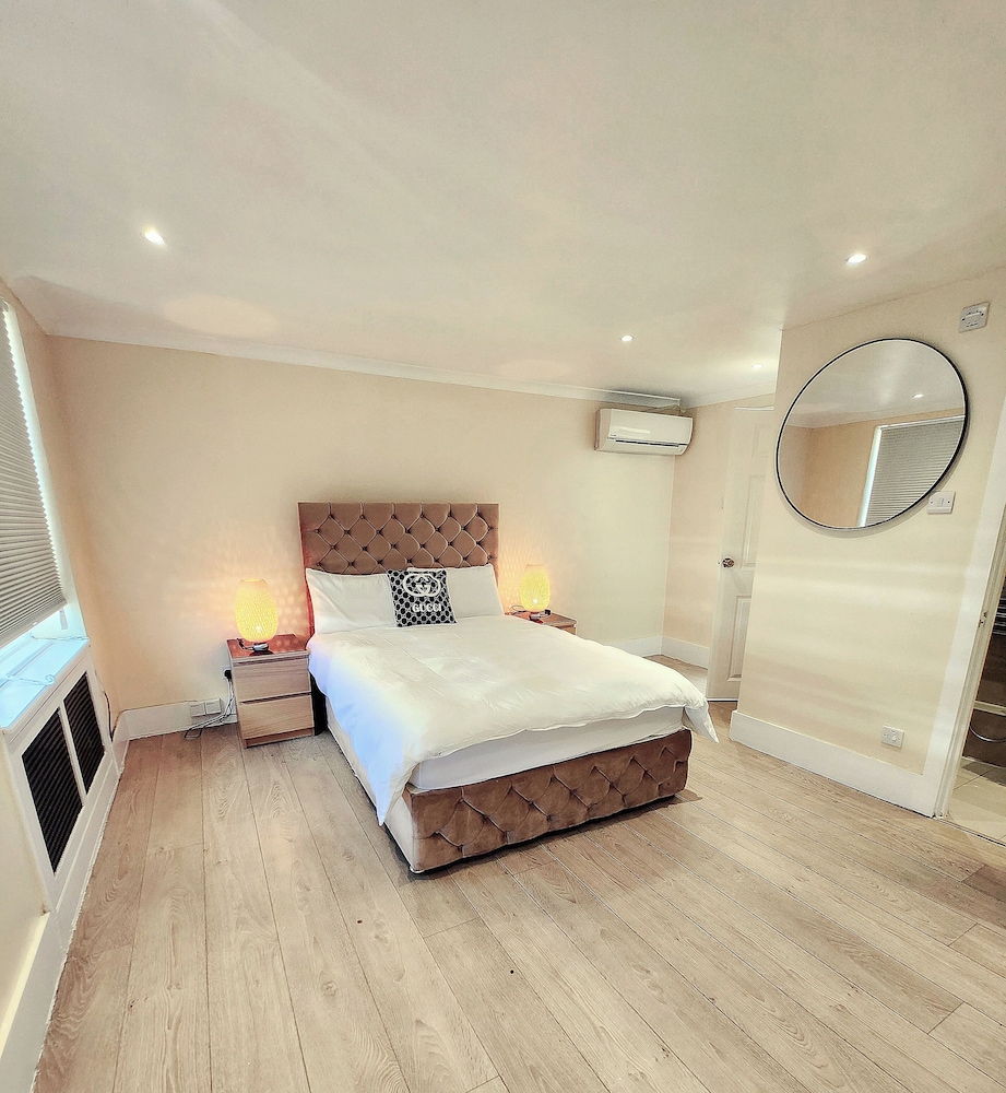 Charming London Apartment Near Harrods