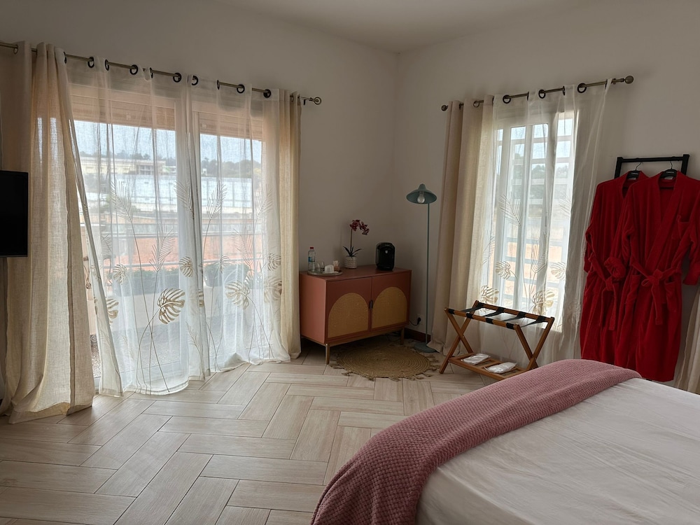 Tia Vahine - Boutique Hôtel Ivato