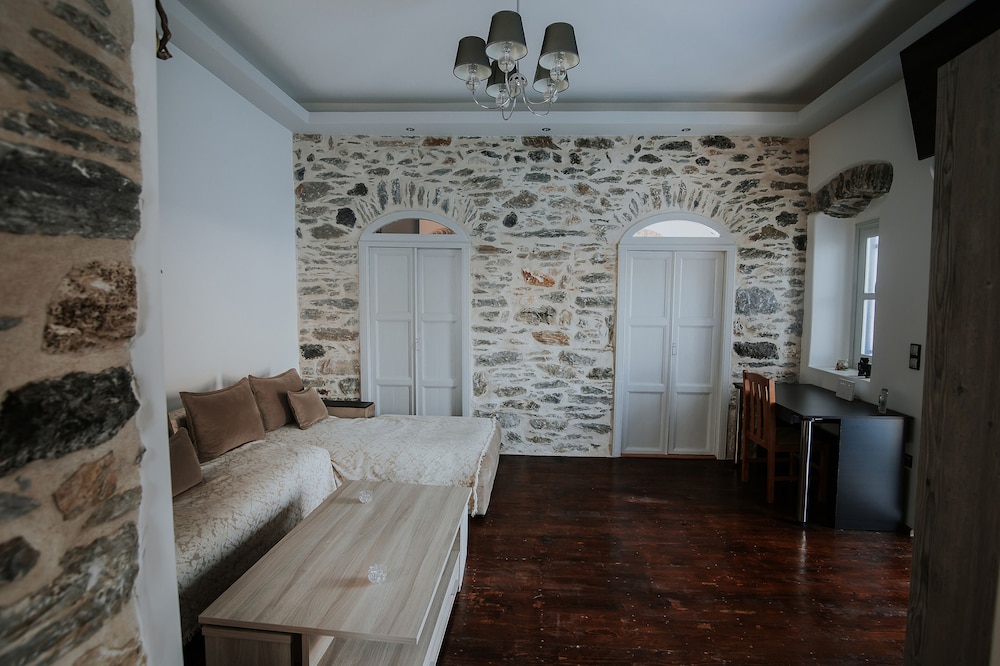 Amorgis Seaside Villa photo 3