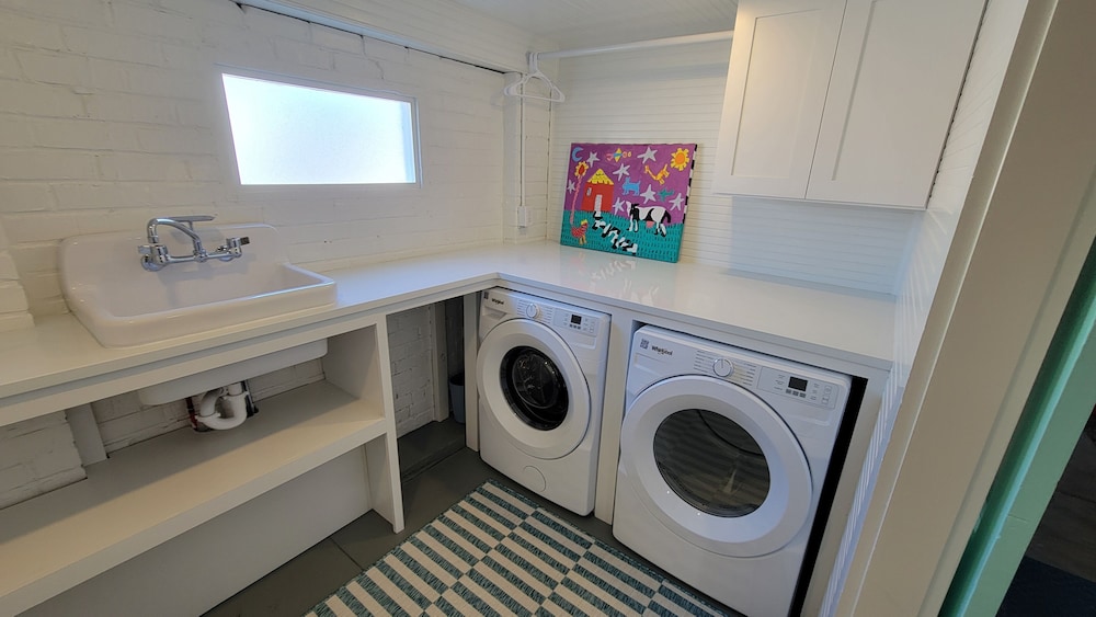Twelve Palms Cottage by Tybee Vacation Rentals