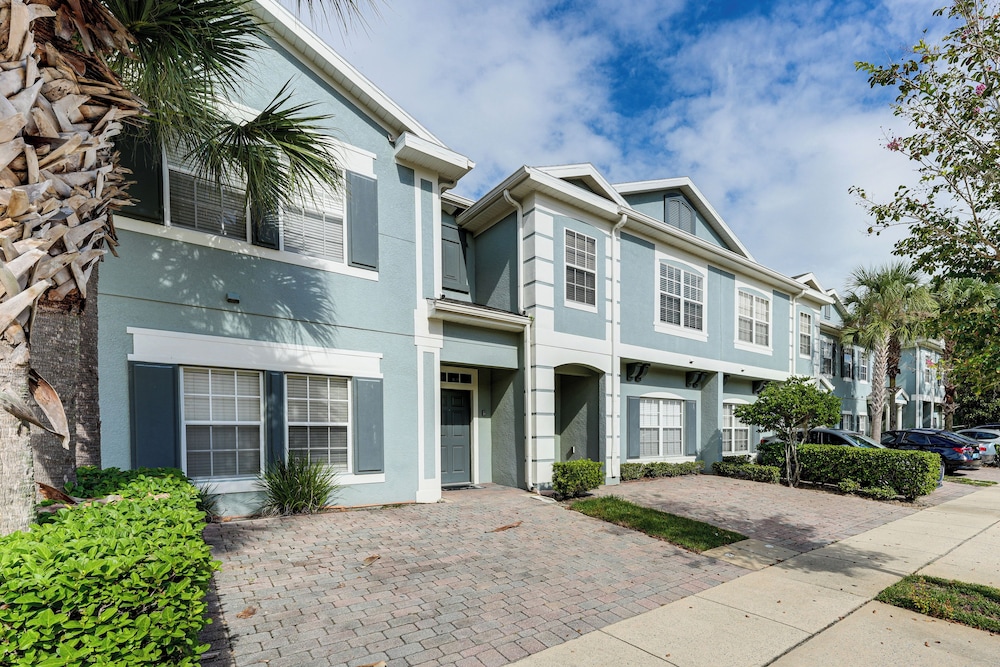 Resort Amenities, Screened Lanai: Kissimmee Escape