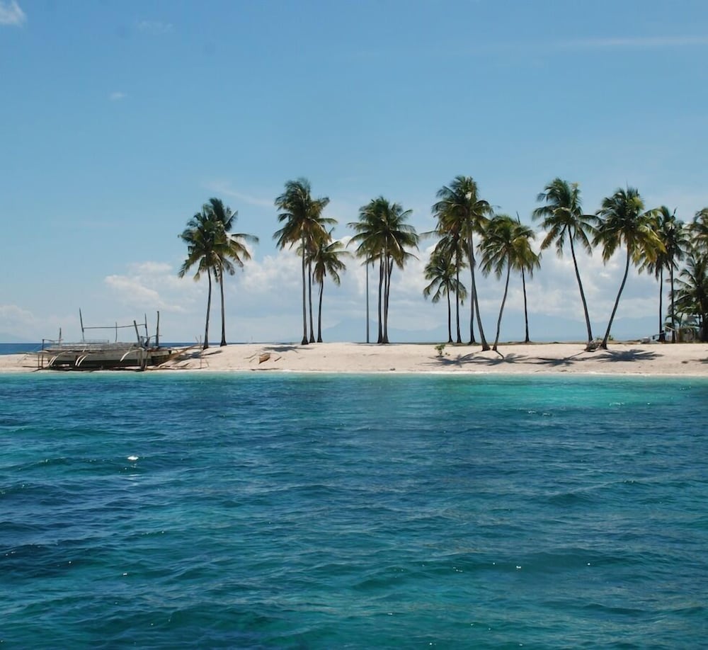 Malapascua Legend Water Sports & Resort