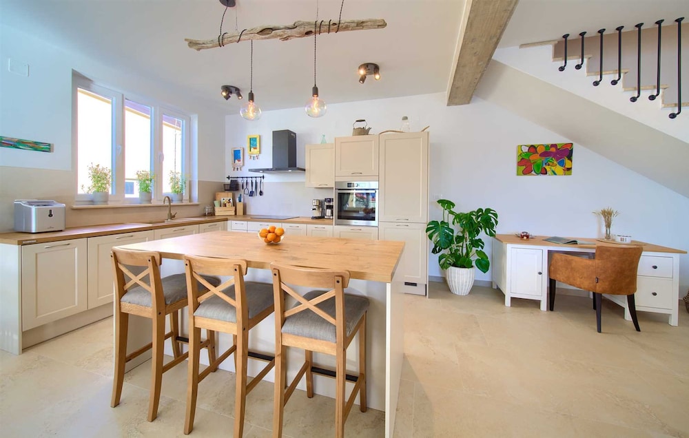 Villa Beachfront With 4 Bedrooms and 3 5 Bathrooms