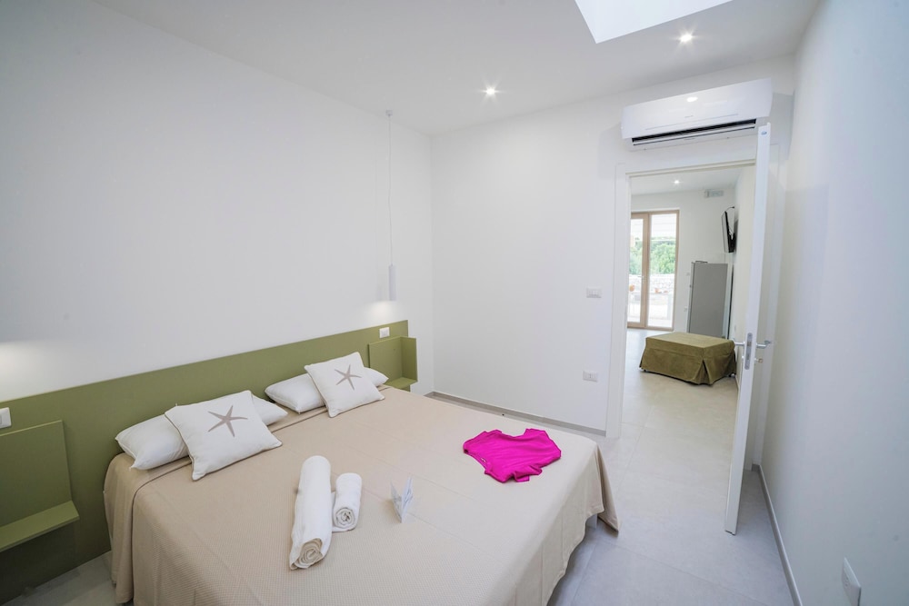 Casa Le Secche 6 Sea View And Beach view 2