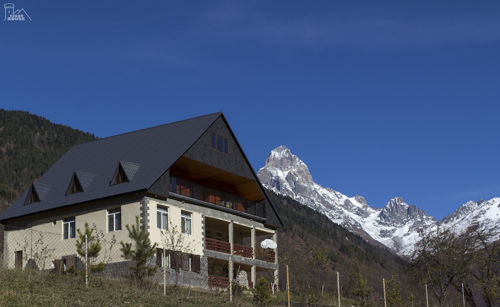 Becho House