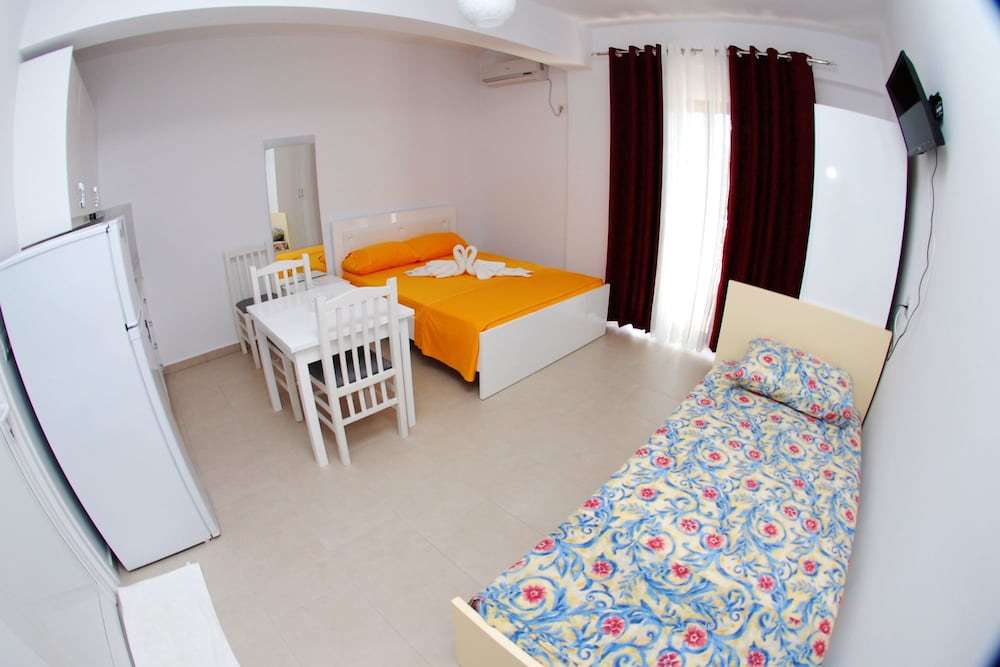 Vila Renato