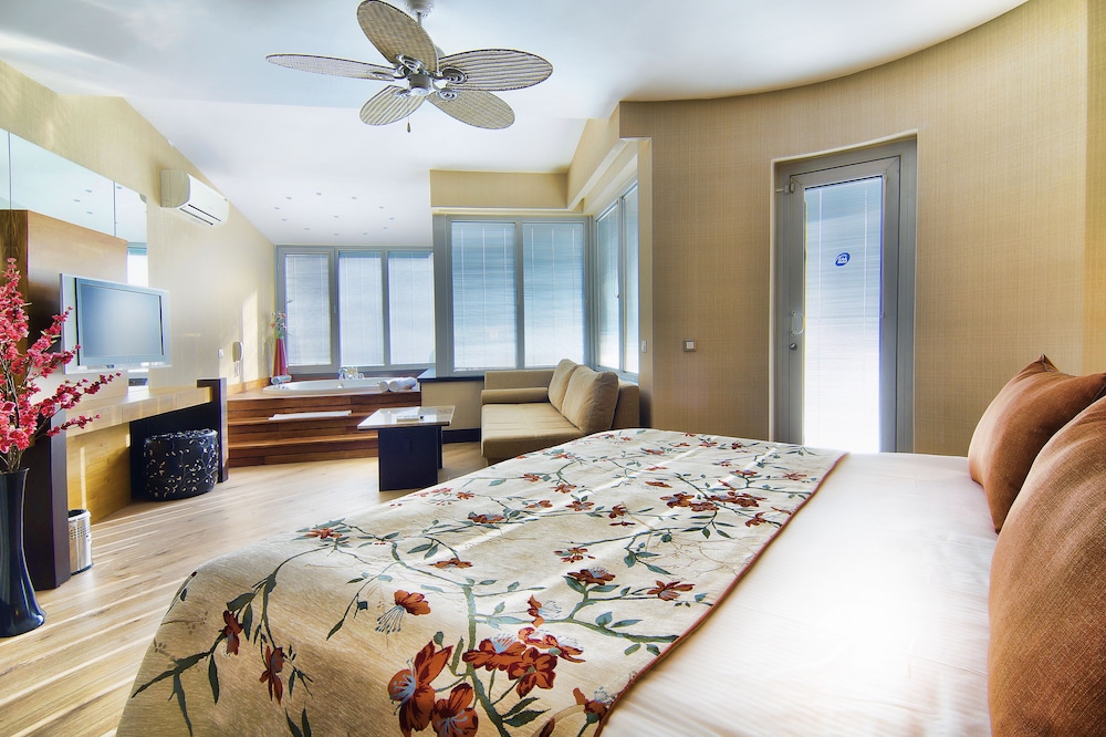Limak Lara De Luxe Hotel - All Inclusive