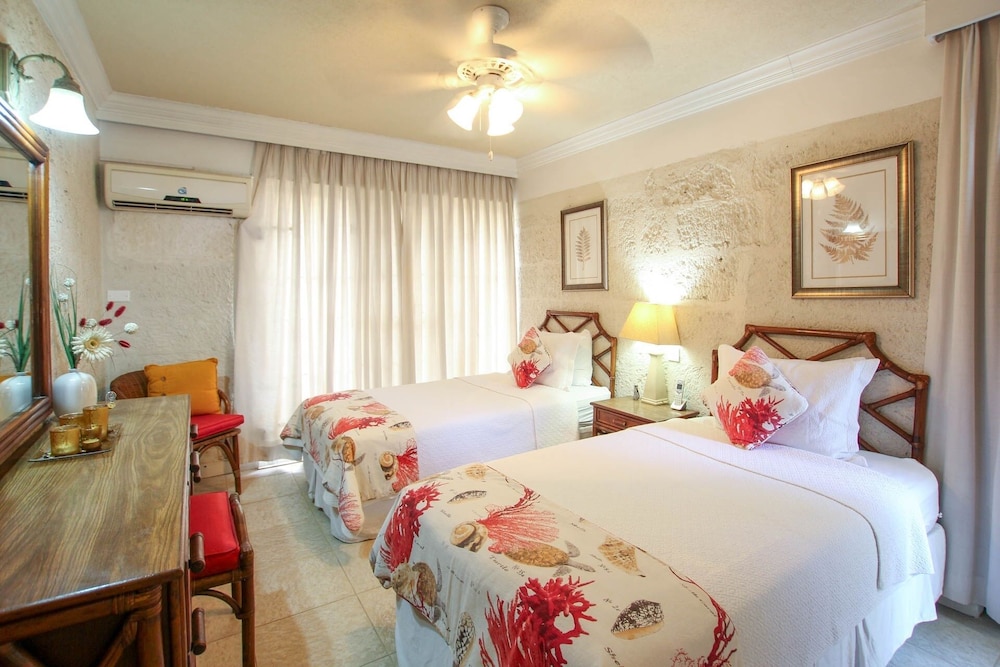 Bora Bora 4 Bedroom Home