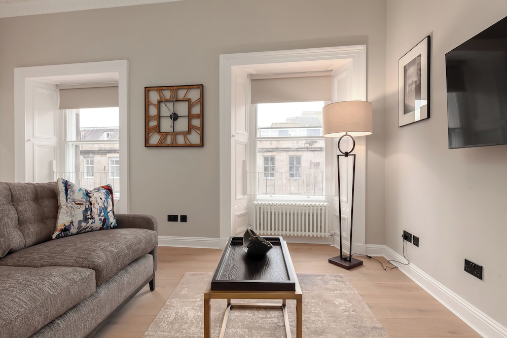 Destiny Scotland George IV Apartments