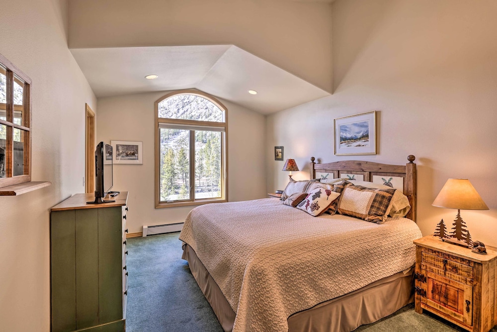 Frisco Retreat w/ Mountain Views & Creek Access! view 3