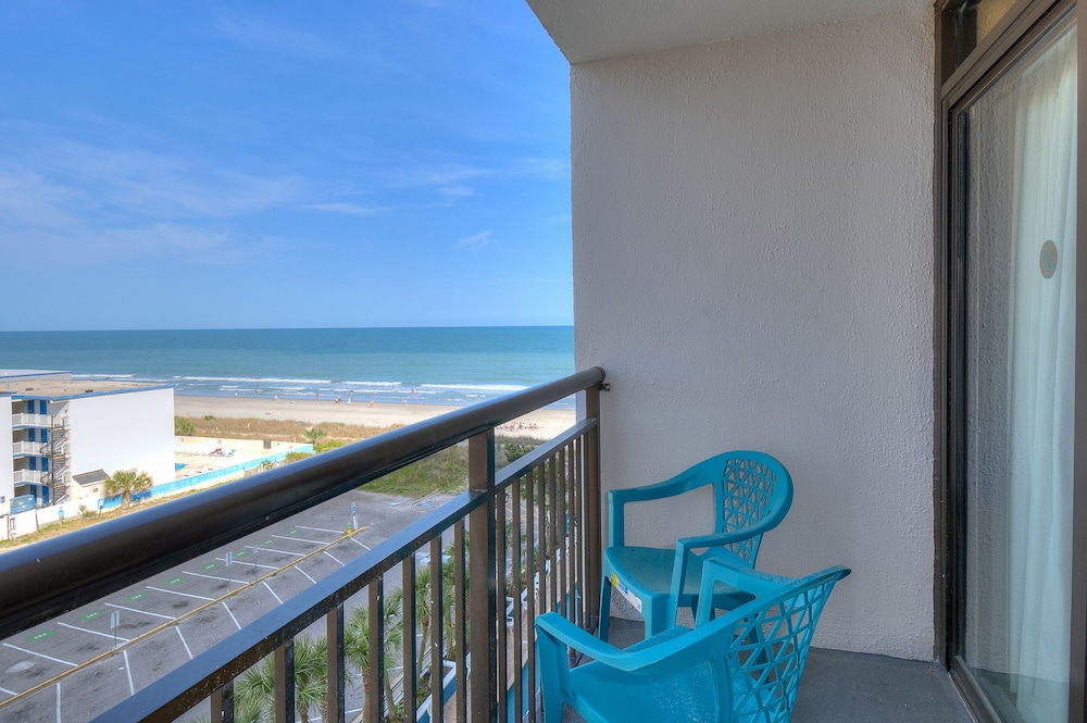 Landmark Resort by Elliott Beach Rentals