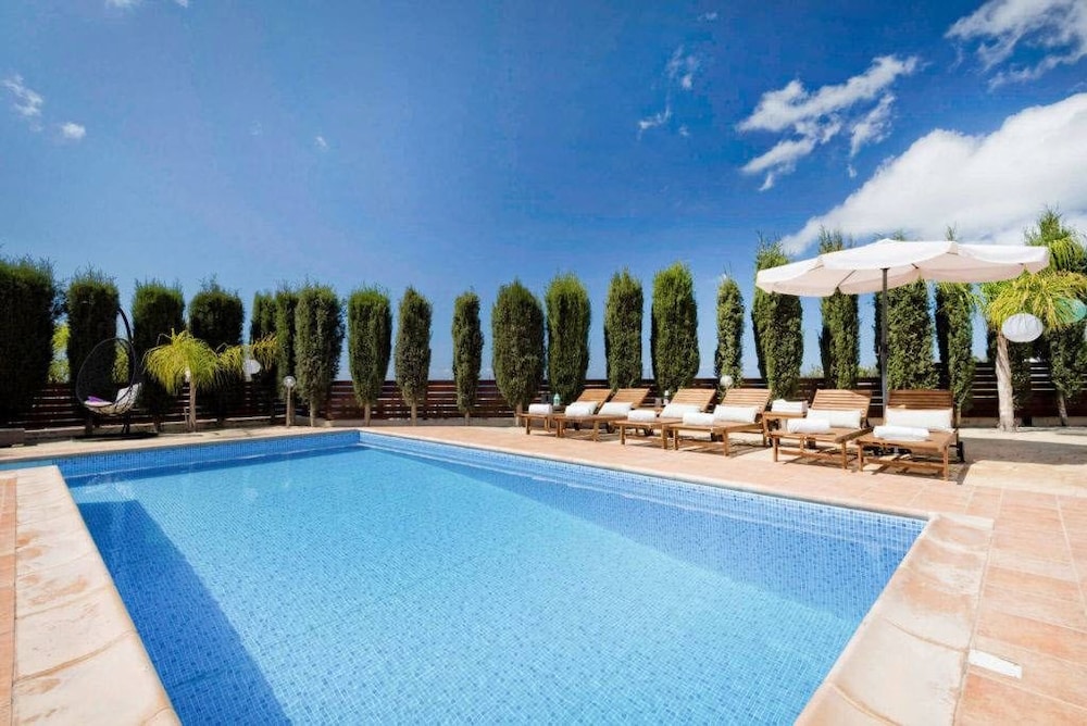 Villa Hadi