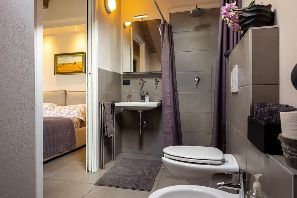 Family Friendly Italian Lakes Holiday Rental With Pool