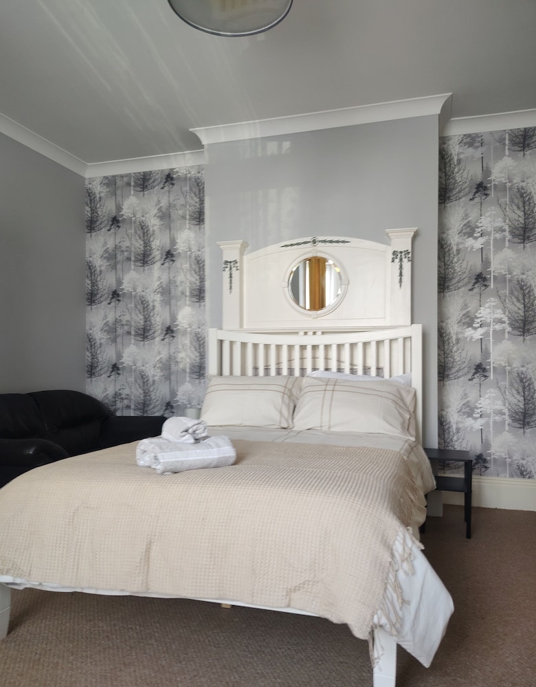 Stylish 2 Bedroom Apartment in Havant