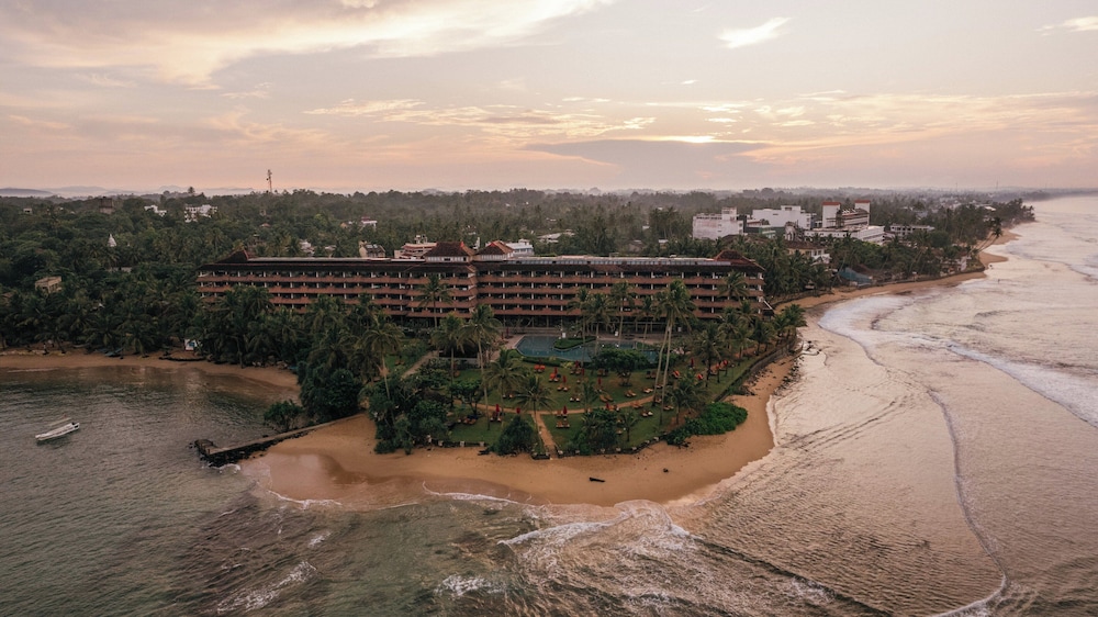 Hotel Hikka Tranz by Cinnamon - Image 1