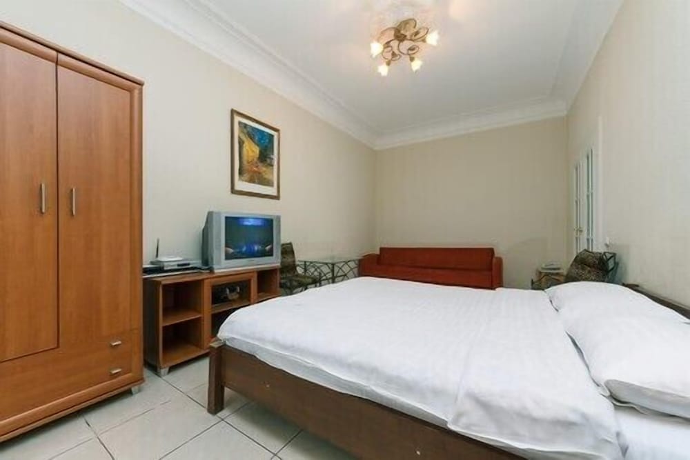 Alma Apartments