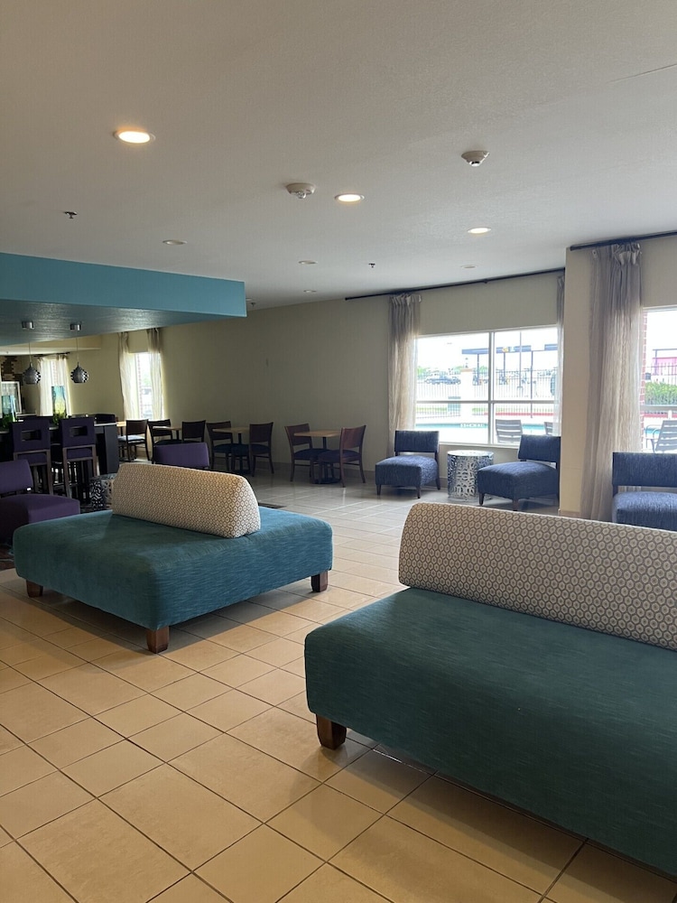 MATHIS DELUXE HOSPITALITY
