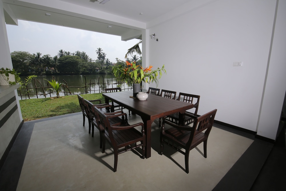 Ocean Gate Galle