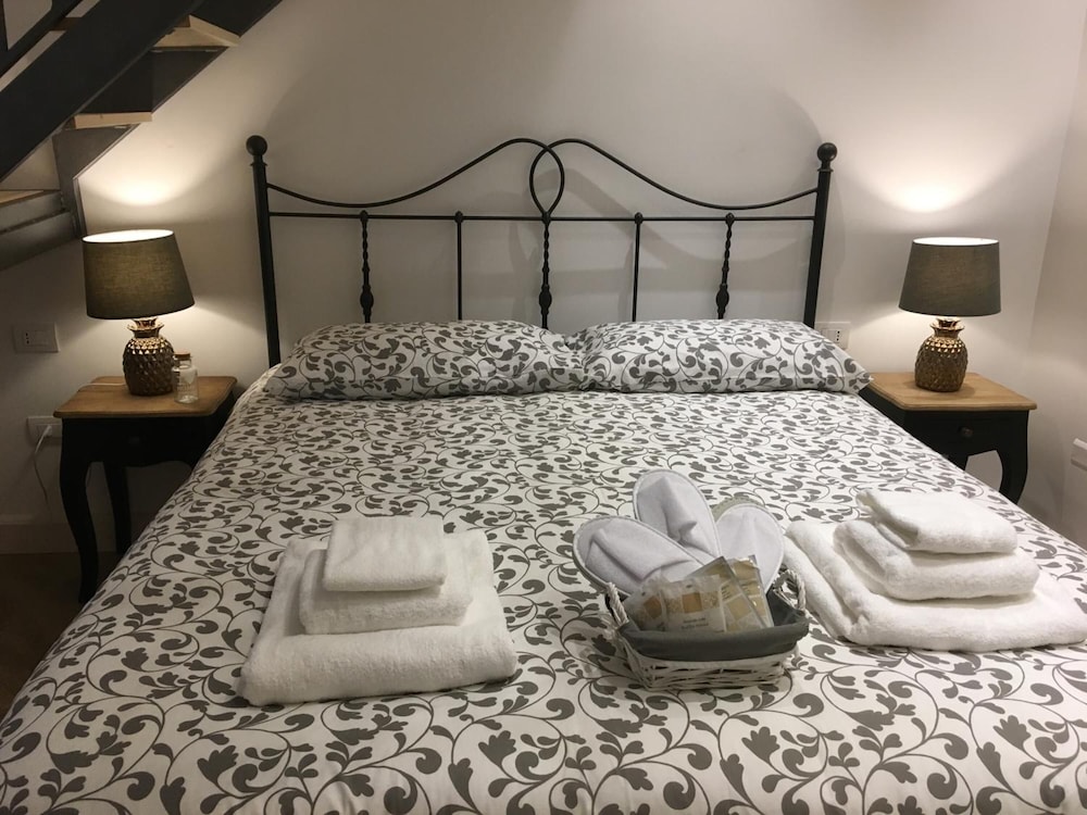B&B Napoli La scalinata di Chiaia