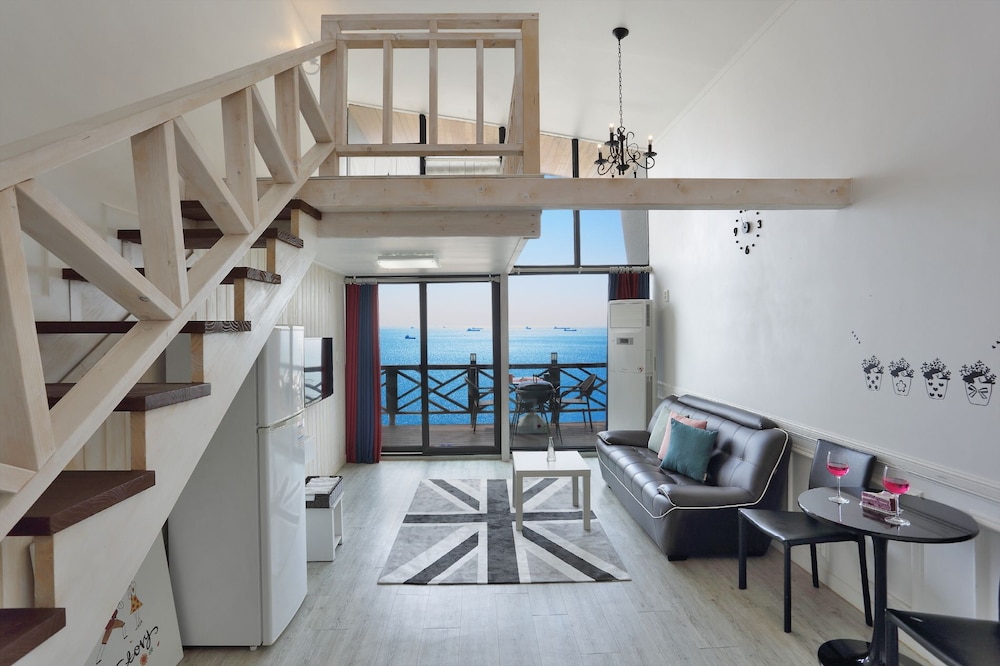 Healing View Pension