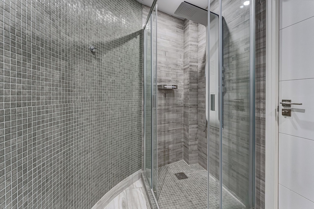 BAL Apartments - Adults Only