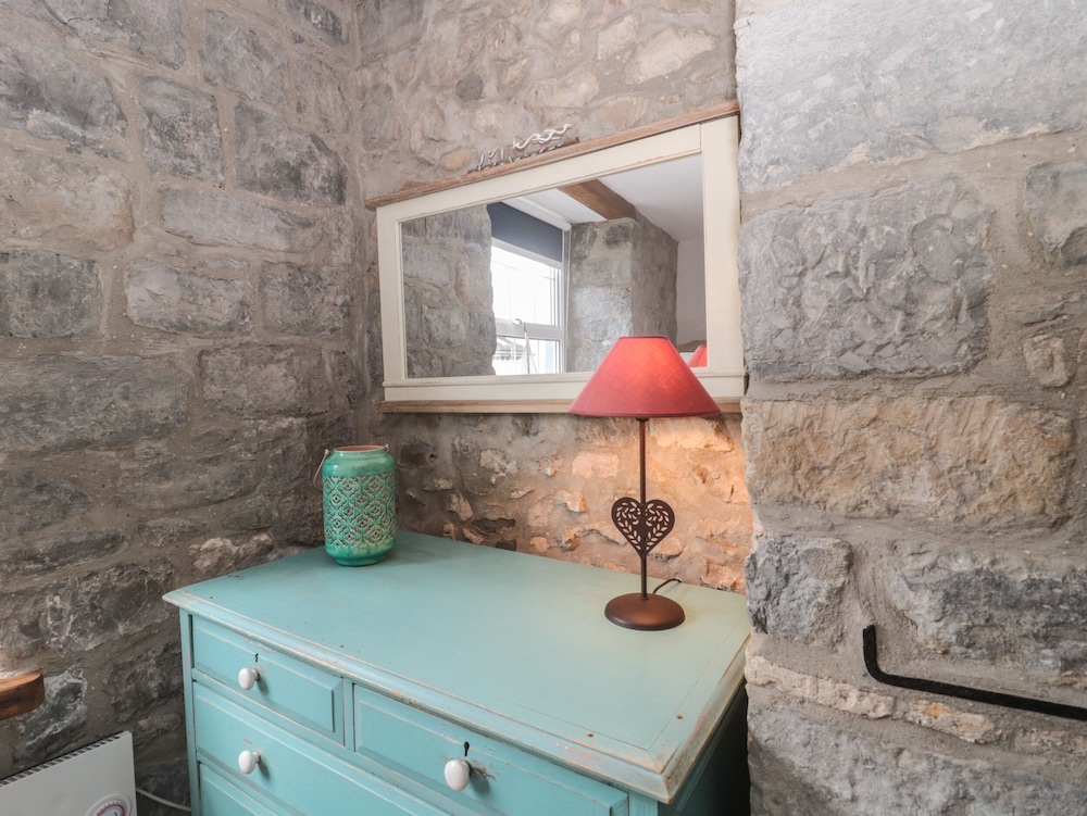 Teal House