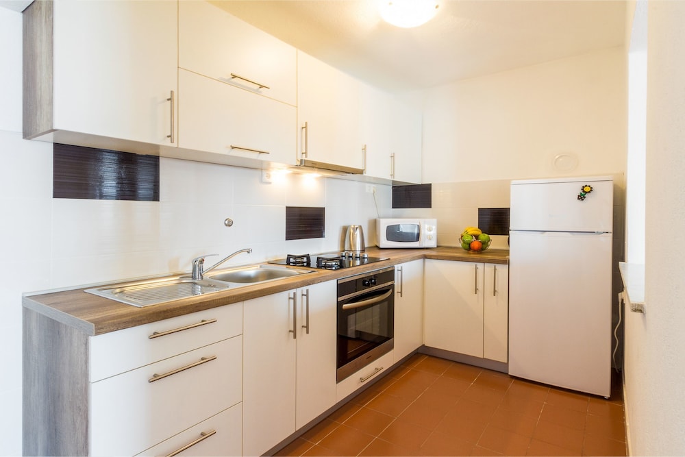 Apartments Bregovec Maslenica view 2