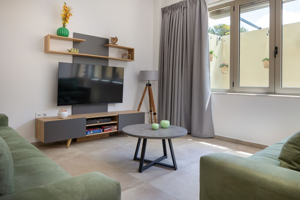 Cozy Light Nest Chania Crete