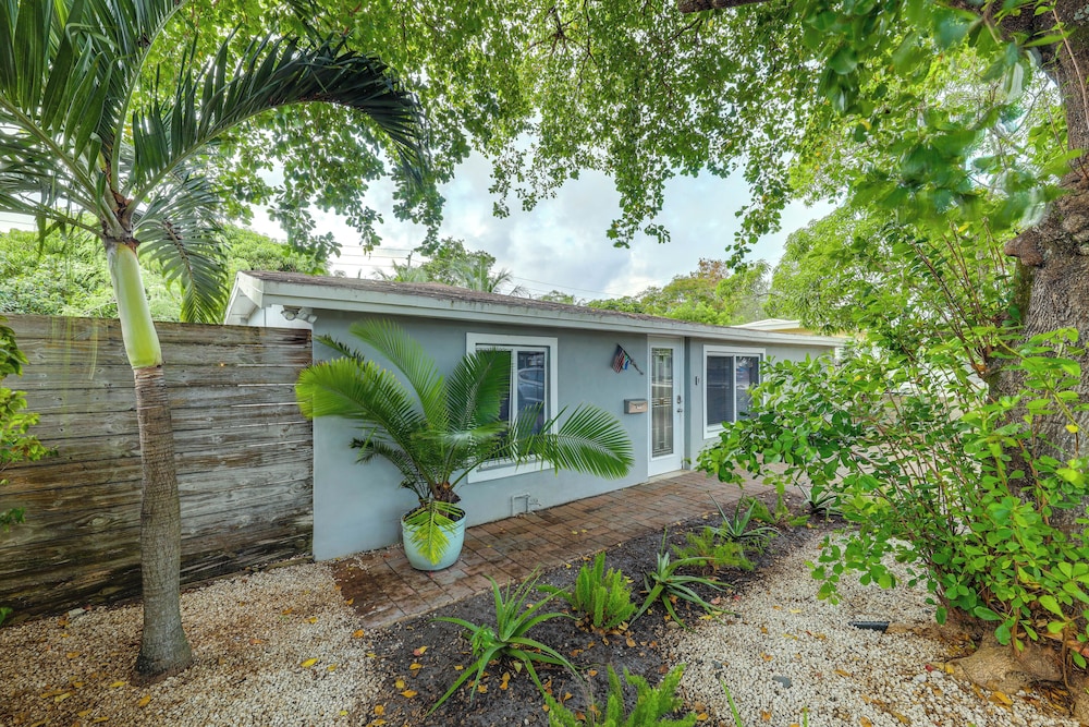 3 Mi to Beach: Pet-friendly Fort Lauderdale Home! view 4