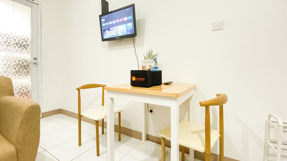 Comfy And Lovely 2Br Apartment Tokyo Riverside Pik 2