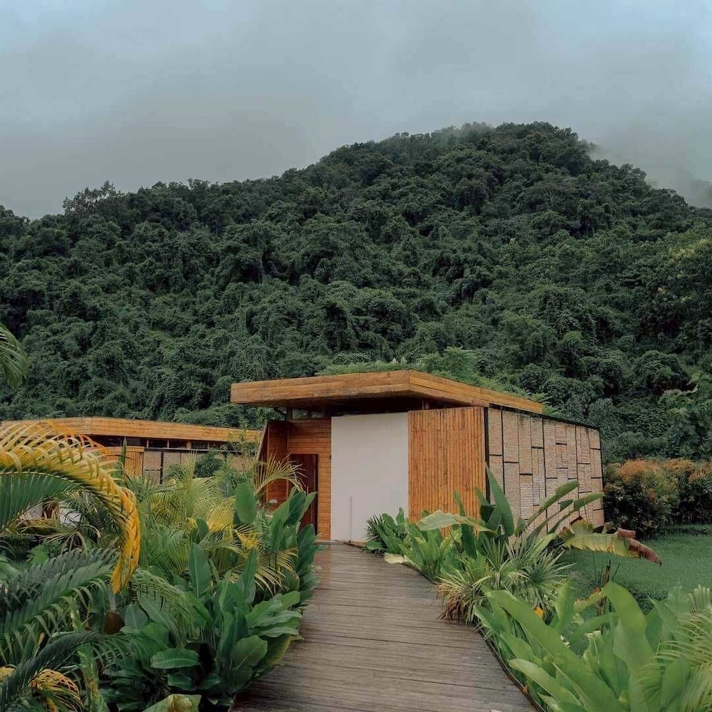 Lomhaijai Homestay