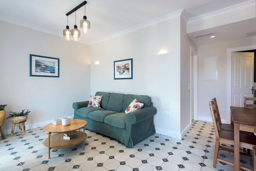 Nancy Suites