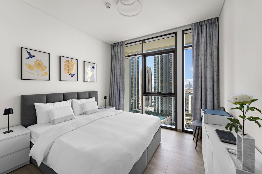 1BR Skyline Views Dubai Creek Harbour