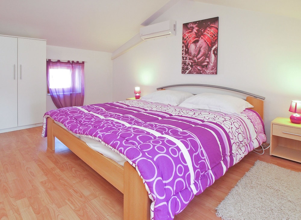 Apartment 1536 view 3