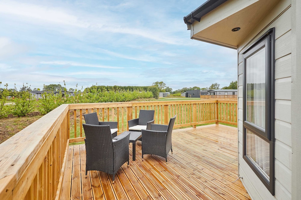 Host Stay Deer View Lodge