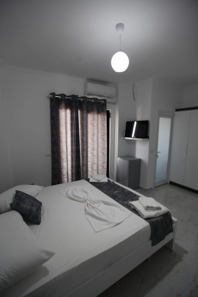 Irdi Aparthotel