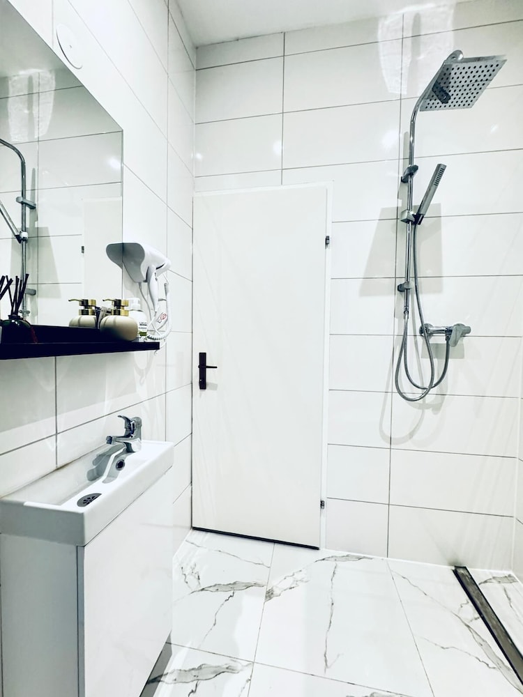 Modern Studio Near LK Klosterneuburg