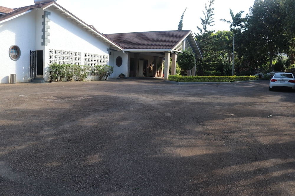 Mohagany House