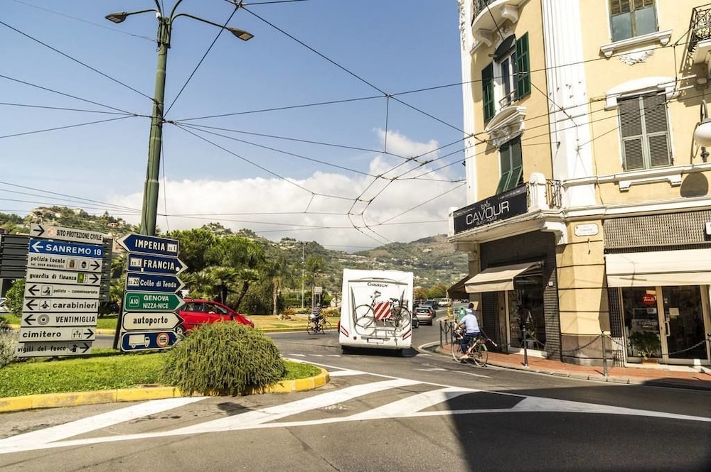 Cavour Guest House