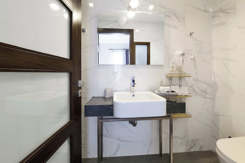 Nival Luxury Suites
