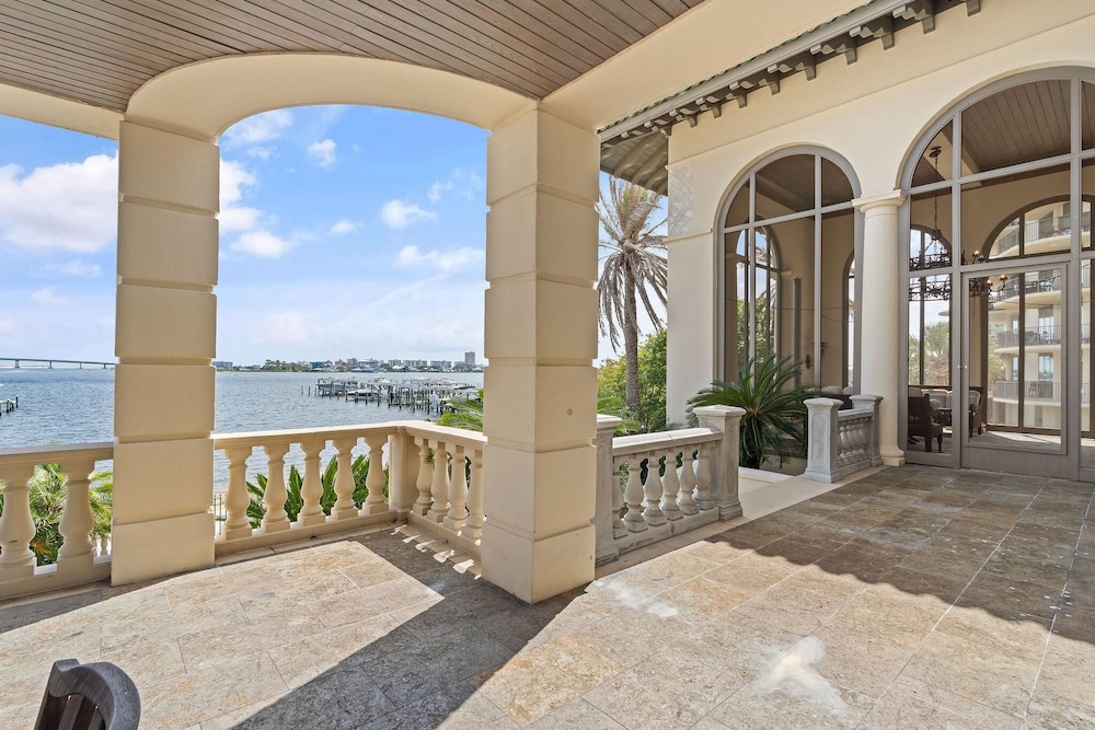 Villa Grande