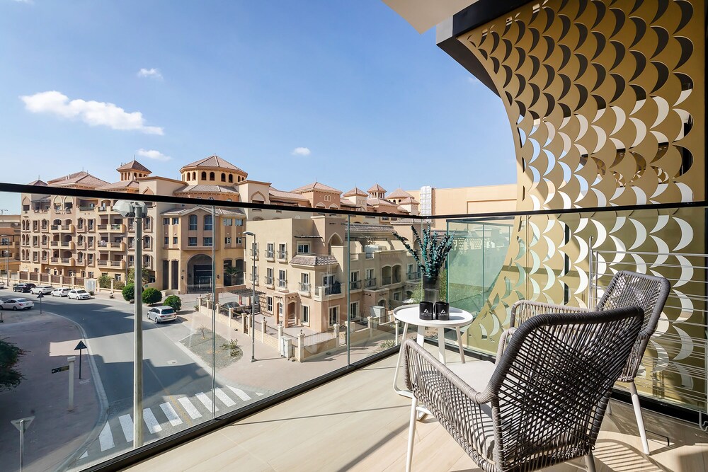 Excellent 1BR in Binghatti Crescent